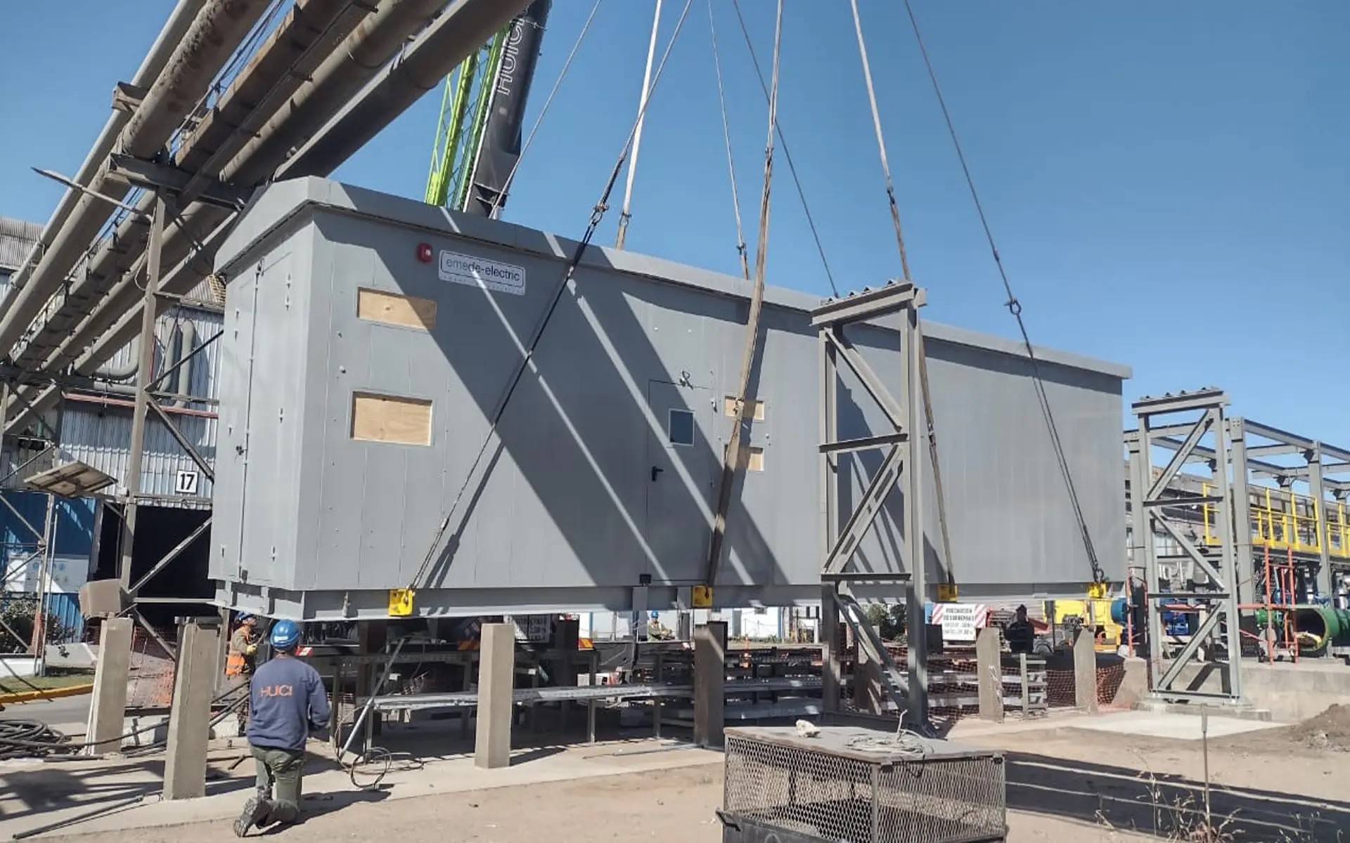 Montaje Shelter equipado. Salas Trafo, MT y BT